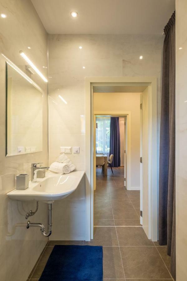 Cozy 3-Bedroom With Stylish Comfort And Chic Decor *