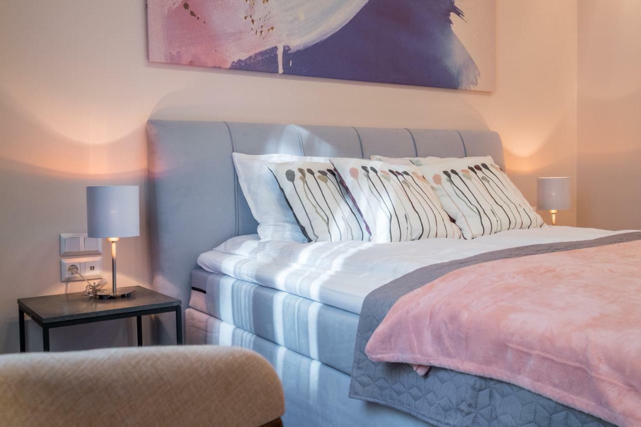 Apartment Cozy 3-Bedroom With Stylish Comfort And Chic Decor *